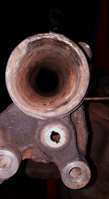 achsrohr2.jpg (207.18 KiB) 4662 mal betrachtet achsrohr2.jpg