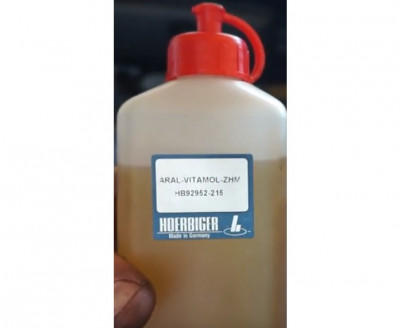 Hydrauliköl.jpg (27.28 KiB) 7258 mal betrachtet Hydrauliköl.jpg