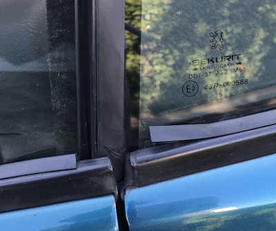 Dichtgummi.jpg (186.87 KiB) 5080 mal betrachtet Dichtgummi.jpg