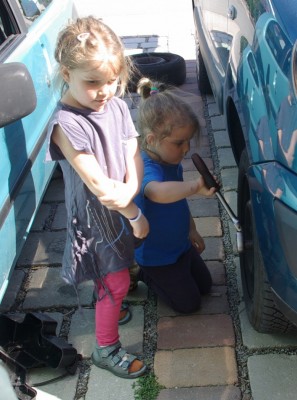 autoschrauber_02.JPG (216.12 KiB) 2751 mal betrachtet autoschrauber_02.JPG