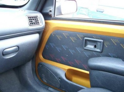 Türverkleidung.JPG (38.89 KiB) 2972 mal betrachtet Türverkleidung.JPG