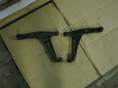 Querlenker.JPG (99.78 KiB) 1804 mal betrachtet Querlenker.JPG