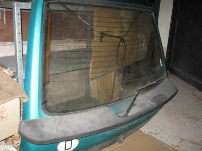 Heckklappe_Griffe.JPG (115.13 KiB) 579 mal betrachtet Heckklappe_Griffe.JPG